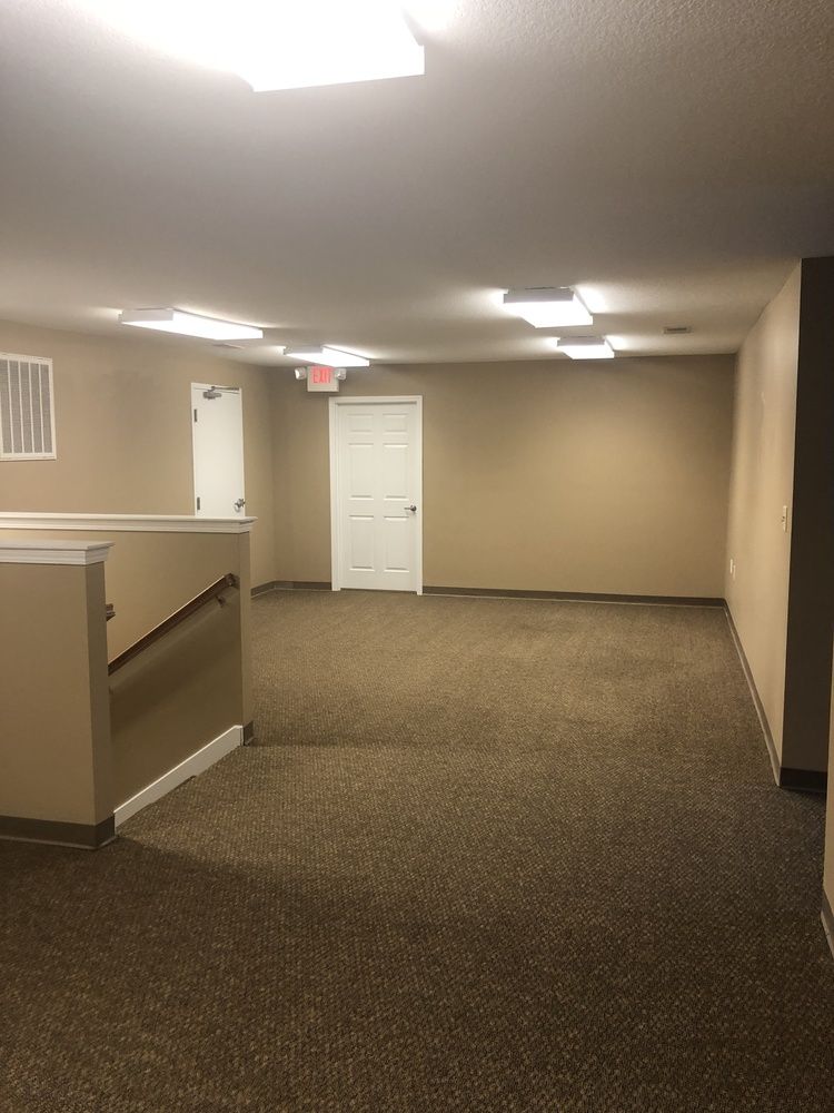 Powell - Like New Professional Office: 7317 Clinton Hwy, Powell, TN 37849